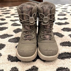 Childrens’ Merrell Snowbank 2.0 Waterproof Boots, size 12 US